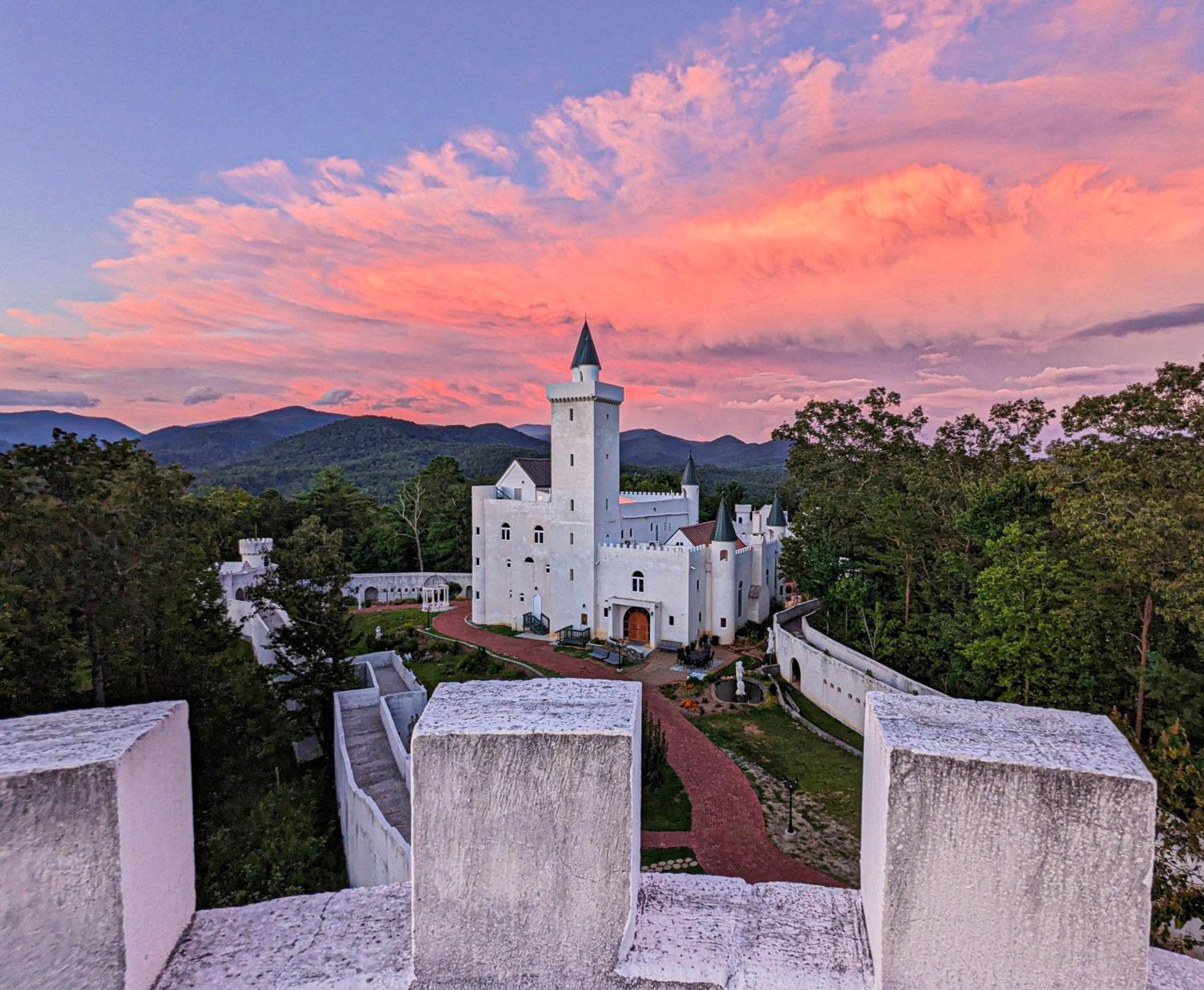 Uhuburg Castle Bed and Breakfast Helen Exterior foto